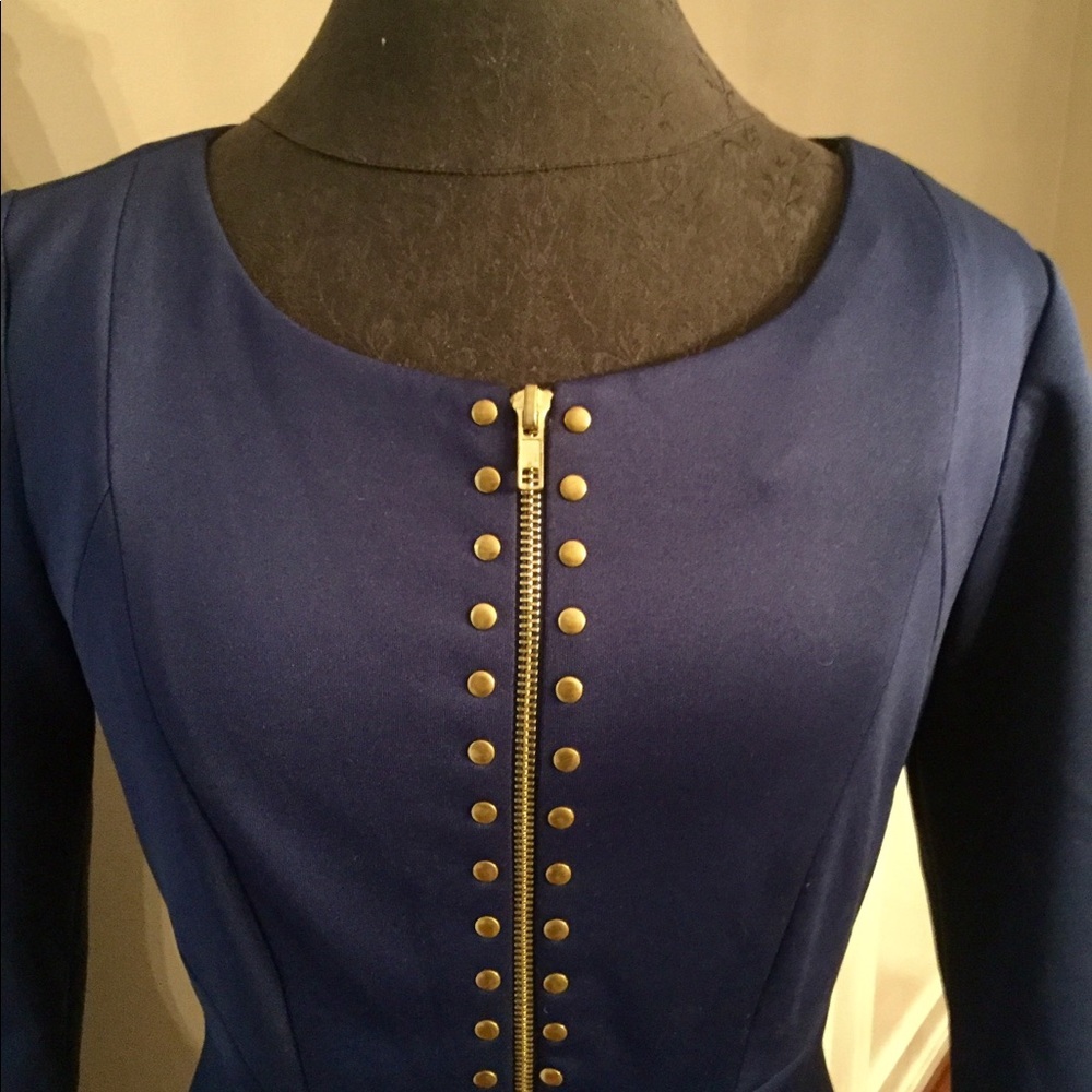 🌟 Gorgeous Navy Dress with Copper/Brass Accents🌟